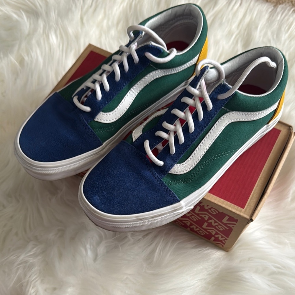 Vans Yacht Club Blue and Green Sneakers - Picture 2 of 15
